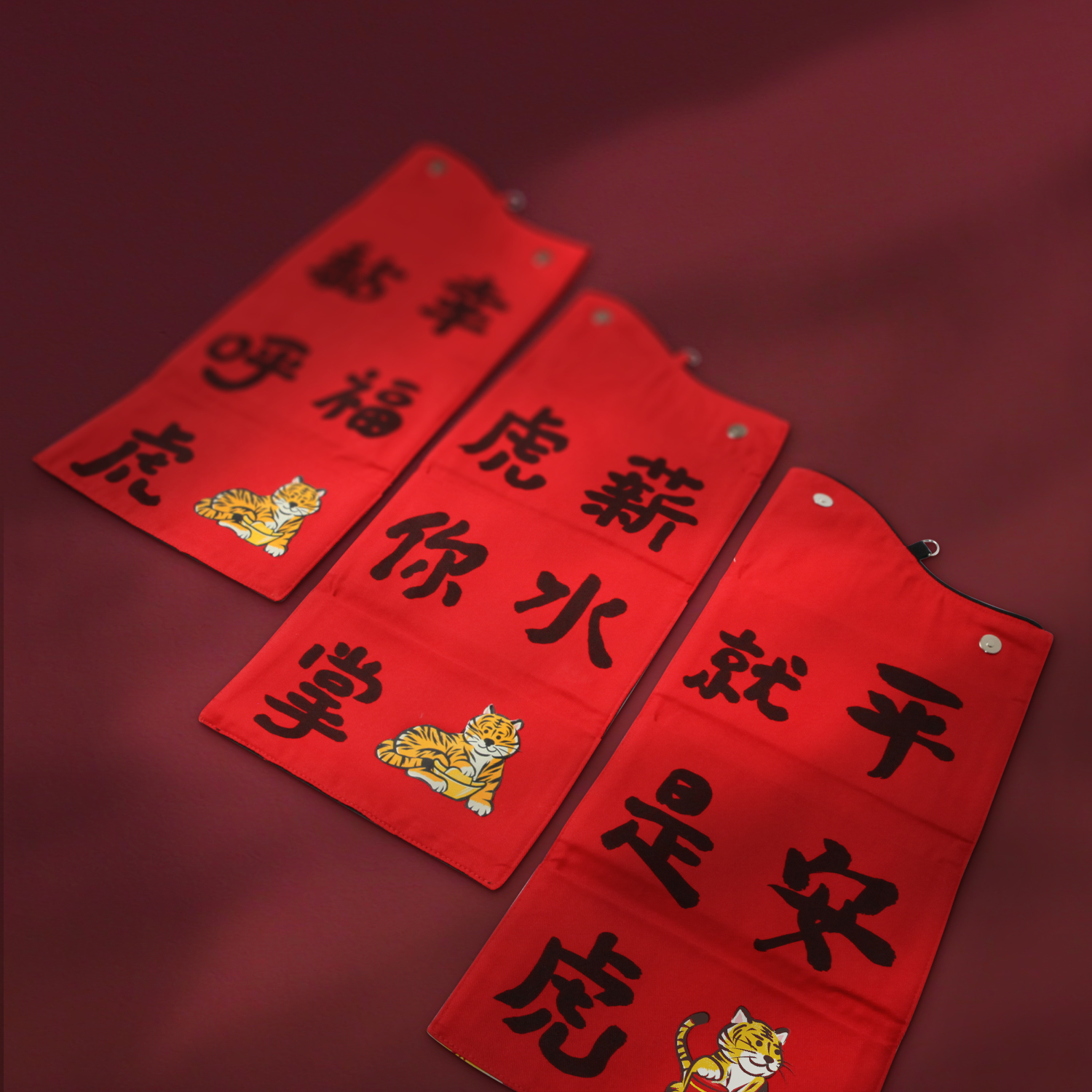 紅包袋打開就是春聯,想說的祝福都在裡面 紅包袋打開就是春聯,想說的祝福都在裡面